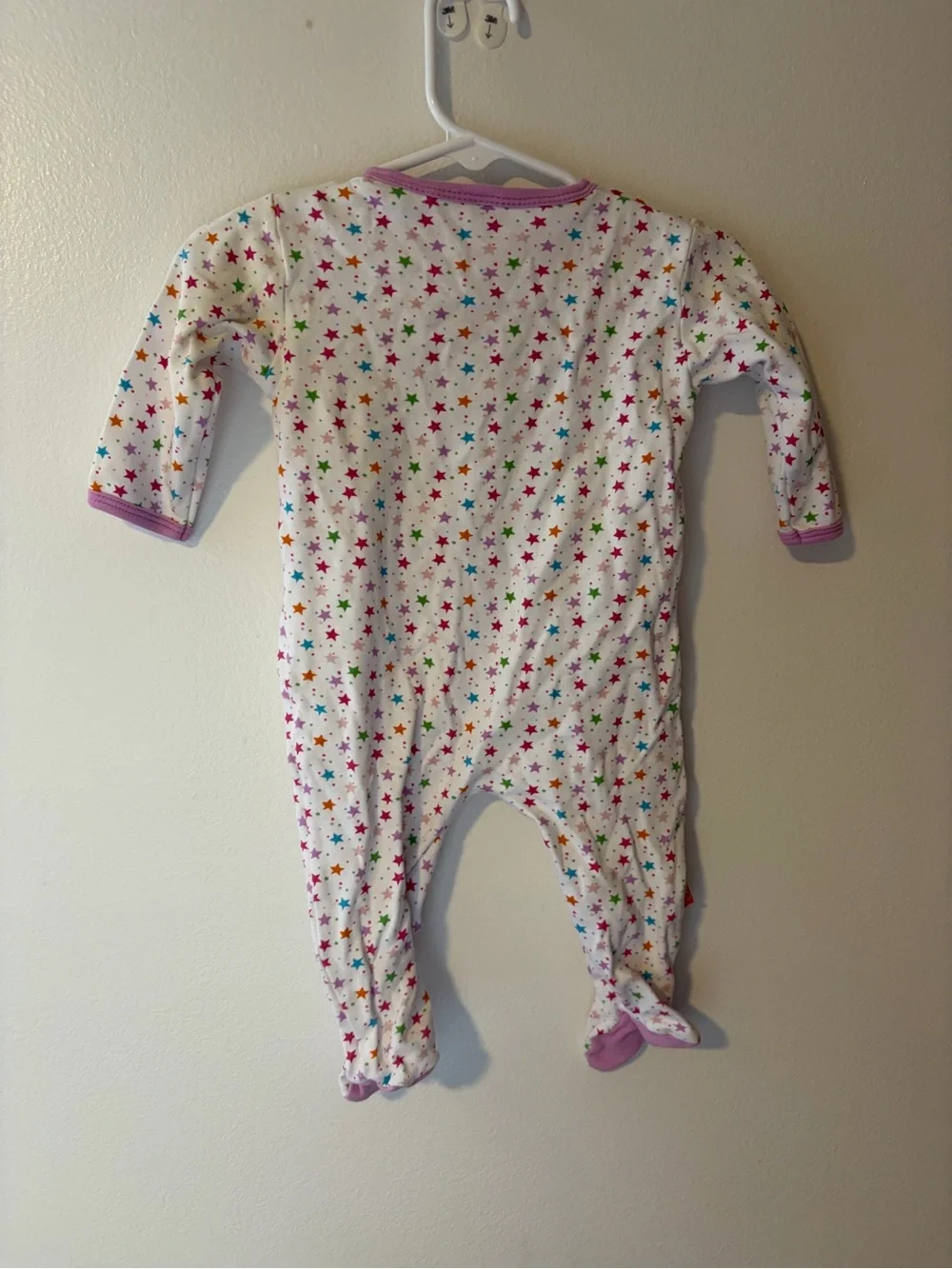 Magnetic sleeper